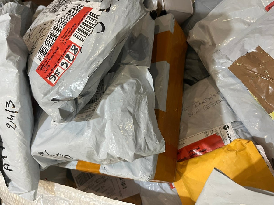 Colis perdus 10 kg de Colis Perdu/Npai Lost and Found